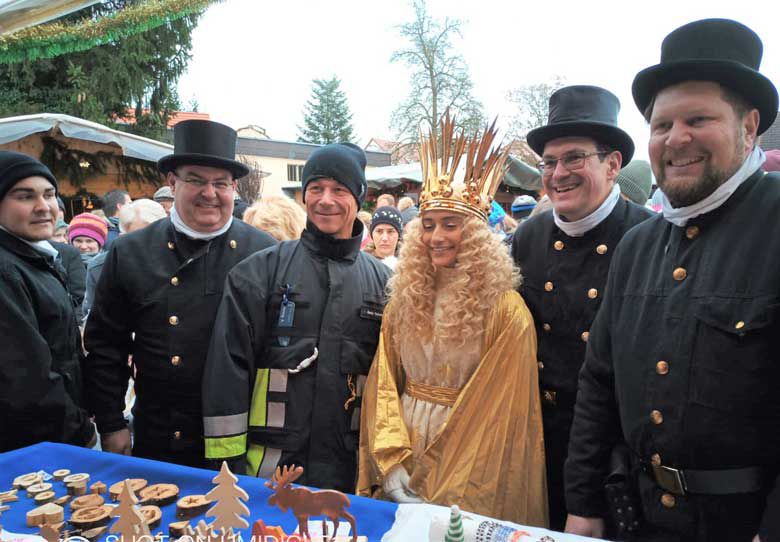 Nürnberger Christkind mit den Schlotfegern